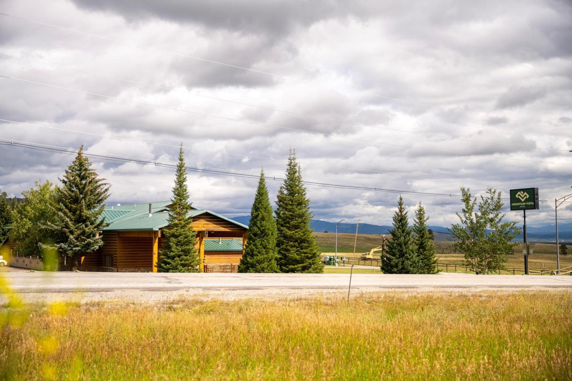 Mountain Vista Hotel West Yellowstone Exterior foto